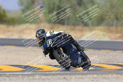 media/Oct-03-2022-Moto Forza (Mon) [[5f077a3730]]/Advanced Group/Session 3 (Turn 3)/